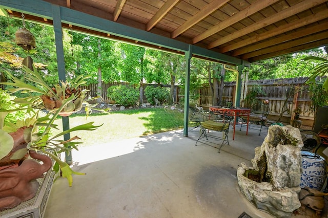 6340 N Gilroy Ave, Fresno, CA 93722 - fenced backyard featuring outdoor dining space and a patio