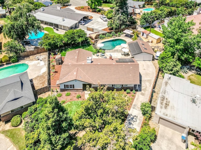 5669 N Arthur Ave, Fresno, CA 93711 - drone / aerial view of a pool