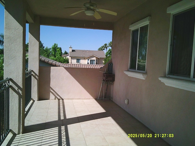 3030 Golf Dr W, Chowchilla, CA 93610 - view of patio featuring ceiling fan and a balcony