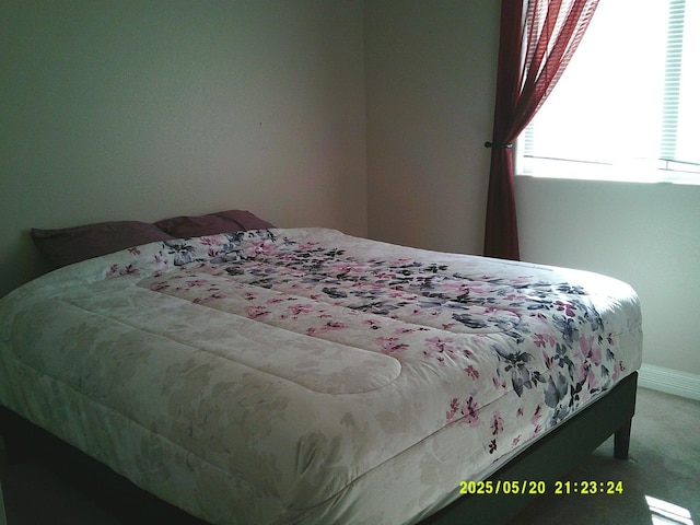 3030 Golf Dr W, Chowchilla, CA 93610 - bedroom featuring carpet flooring and baseboards