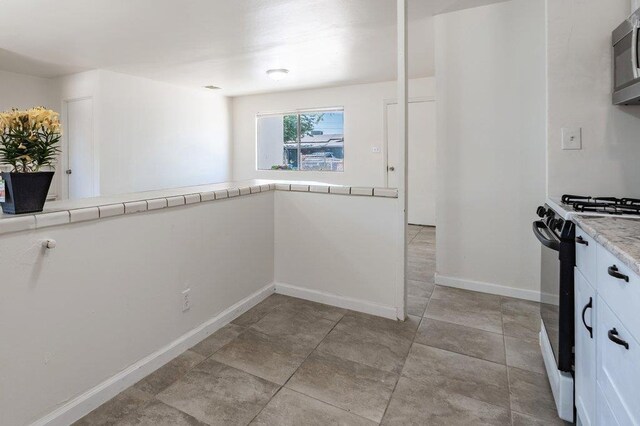 10876 Abby Ln, Hanford, CA 93230 - photo 13