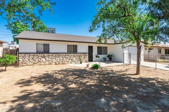 10876 Abby Ln, Hanford, CA 93230 - photo 3