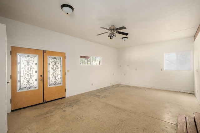 37667 Eagle Dr, Raymond, CA 93653 - entryway featuring a ceiling fan