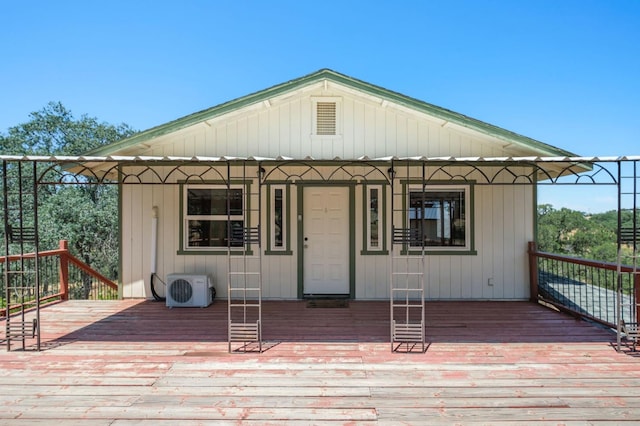 37667 Eagle Dr, Raymond, CA 93653 - view of front of home featuring ac unit and a wooden deck