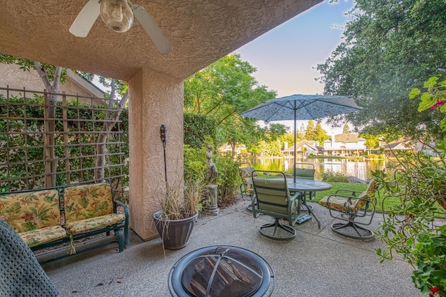 2895 W Kensington Ln, Fresno, CA 93711 - view of patio / terrace featuring a ceiling fan and outdoor dining area