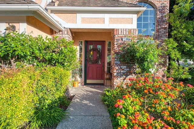 2895 W Kensington Ln, Fresno, CA 93711 - entrance to property with stucco siding and brick siding