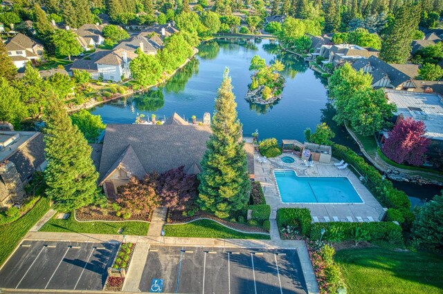 2895 W Kensington Ln, Fresno, CA 93711 - bird's eye view of a nearby body of water and a pool area