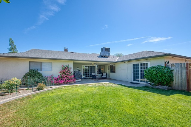 926 E Birch Ave, Fresno, CA 93720 - back of house with a patio area and stucco siding