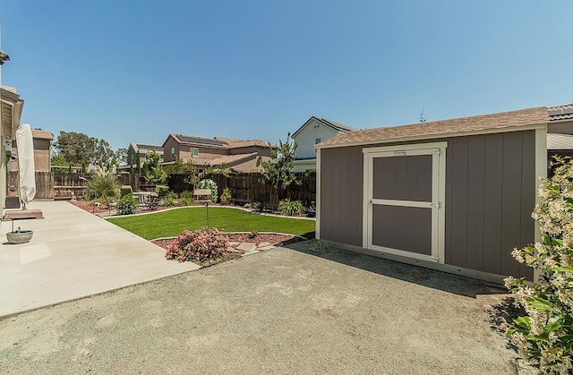 1523 N Ryan Ave, Clovis, CA 93619 - view of patio