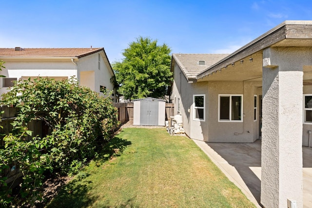 8574 N Heartland Way, Fresno, CA 93720 - view of yard