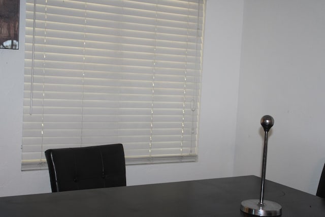 4657 E Hamilton Ave, Fresno, CA 93702 - dining area view