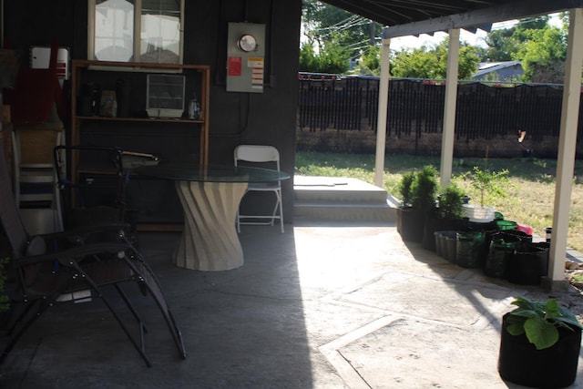 4657 E Hamilton Ave, Fresno, CA 93702 - view of patio / terrace