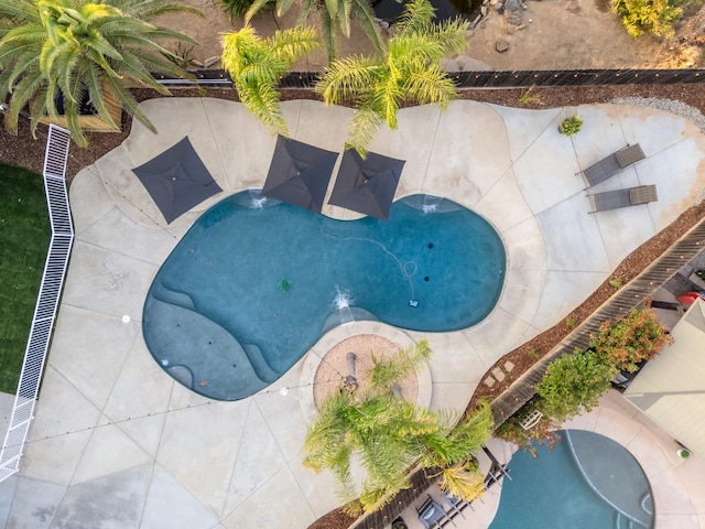 2176 E Pinehurst Ave, Fresno, CA 93730 - aerial view of a pool