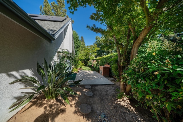 9109 N Chadwick Ln, Fresno, CA 93720 - view of yard with a patio