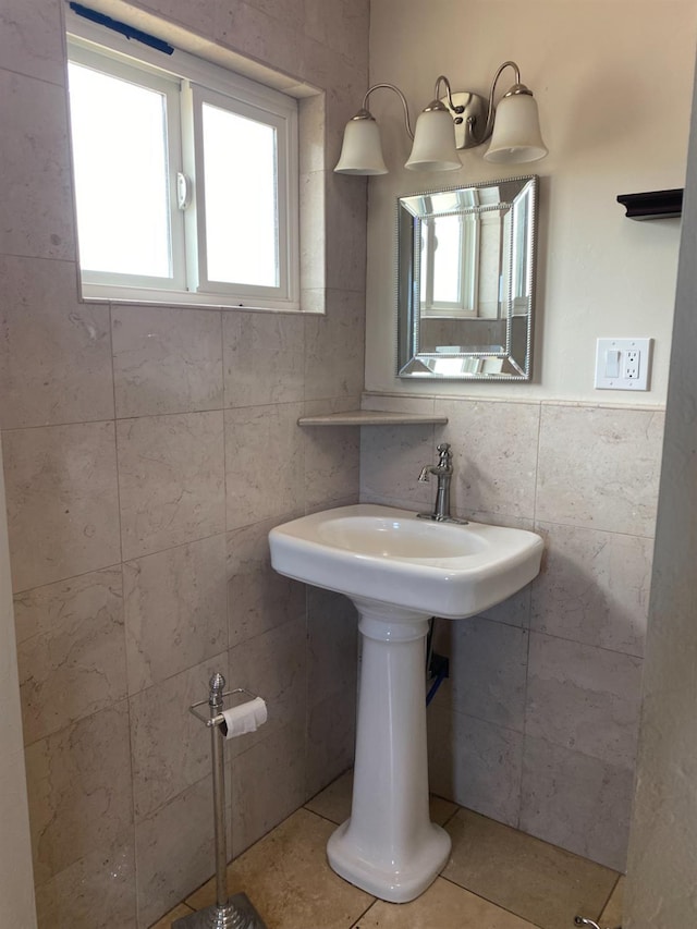 7371 N Highland, Clovis, CA 93619 - bathroom featuring tile walls and tile patterned flooring