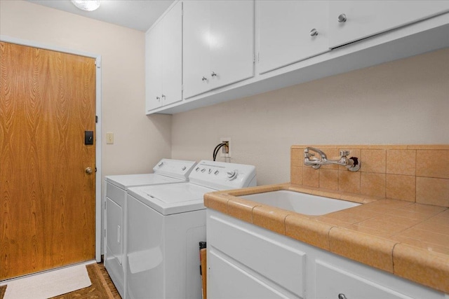 3595 W Magill Ave, Fresno, CA 93711 - washroom with washing machine and dryer and cabinet space