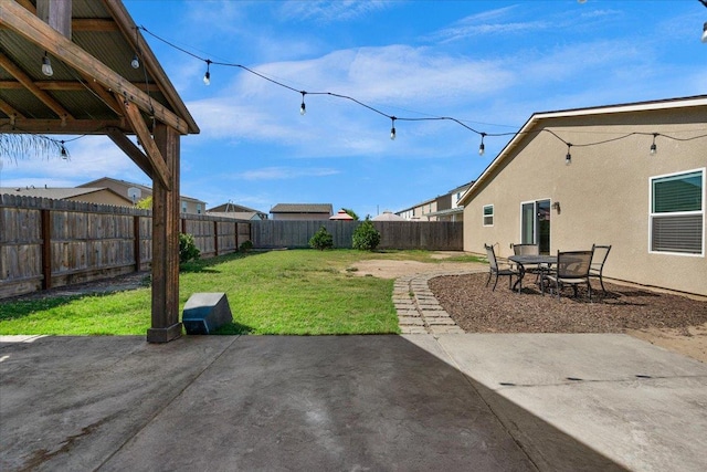 2520 S Spruce St, Visalia, CA 93292 - view of patio