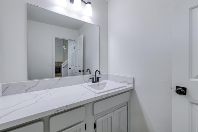 1892 E Goshen Ave, Fresno, CA 93720 - bathroom with vanity