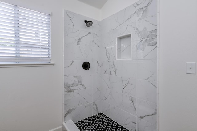 1892 E Goshen Ave, Fresno, CA 93720 - full bathroom with a tile shower