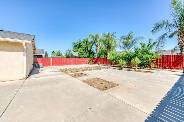 5164 W Michigan Ave, Fresno, CA 93722 - fenced backyard with a patio area and central AC