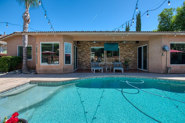 3081 Serena Ave, Clovis, CA 93619 - swimming pool with a patio area