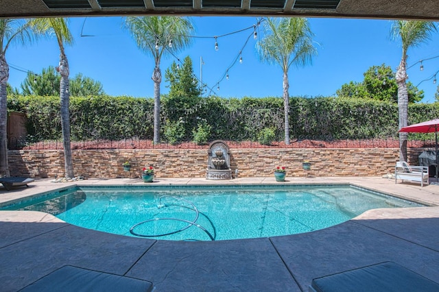 3081 Serena Ave, Clovis, CA 93619 - view of pool featuring a patio area and a fenced backyard