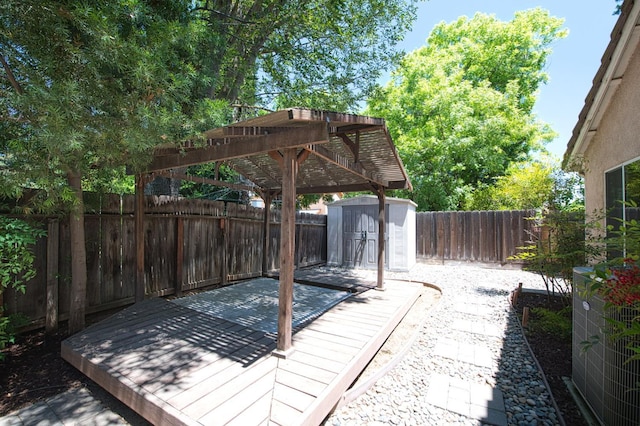 7518 N Trellis Cir, Fresno, CA 93720 - wooden terrace with a fenced backyard and central air condition unit