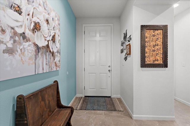 3930 Saginaw Ave, Clovis, CA 93619 - entryway with baseboards