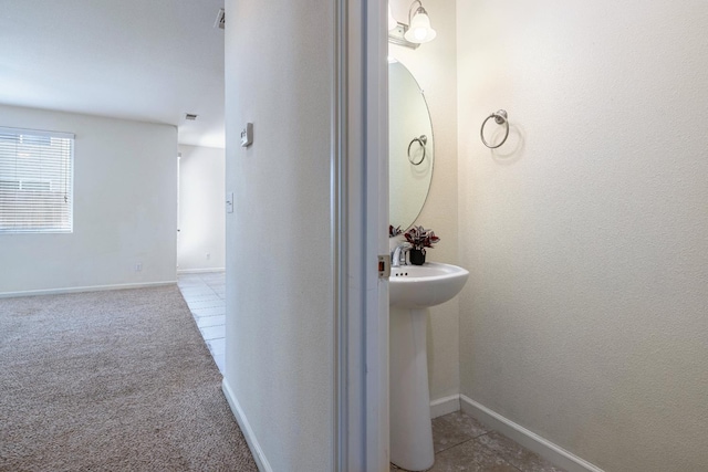 3834 Sussex Ave, Clovis, CA 93619 - bathroom with baseboards