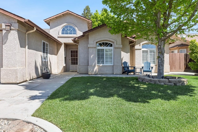 2903 Desert Ranch Way, Madera, CA 93637 - view of front of property with stucco siding and a patio area
