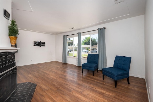 4003 E Fedora Ave, Fresno, CA 93726 - living area featuring wood finished floors and baseboards