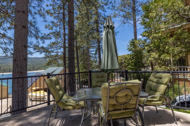 37731 Shoreline Dr, Bass Lake, CA 93604 - view of wooden deck