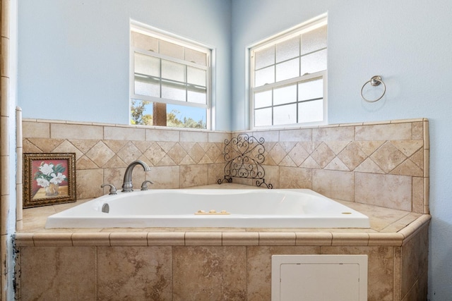 42462 Rd 140, Orosi, CA 93647 - full bathroom featuring plenty of natural light and a bath