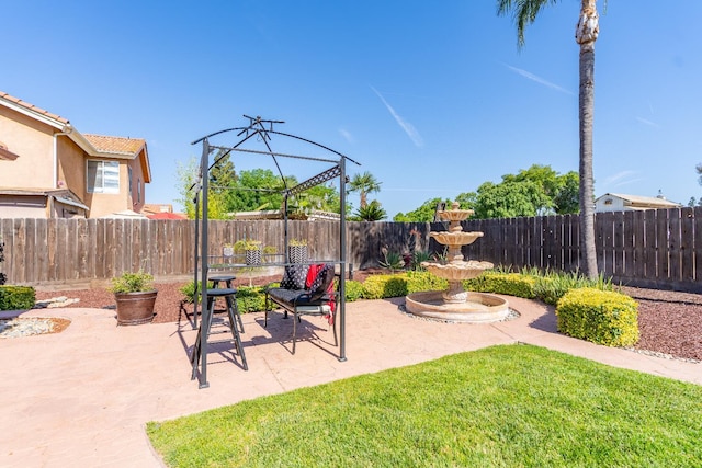 1775 E Cole Ave, Fresno, CA 93720 - view of patio / terrace
