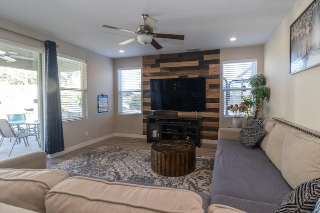 116 Meridian Ave, Madera, CA 93636 - living area featuring ceiling fan, plenty of natural light, baseboards, and recessed lighting