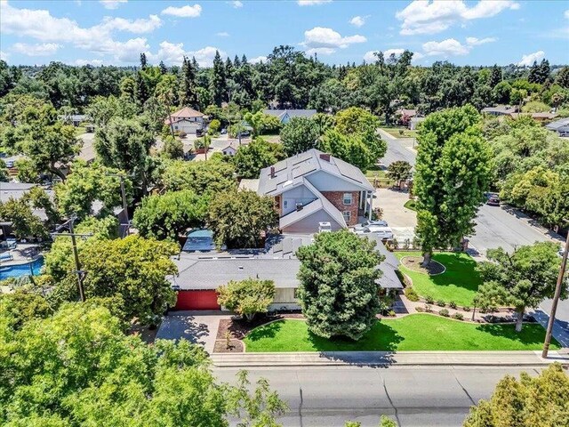 1301 W Beverly Dr, Visalia, CA 93277 - photo 71