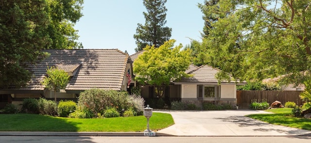 499 E Braddock Dr, Fresno, CA 93720 - view of front of property featuring stone siding and stucco siding
