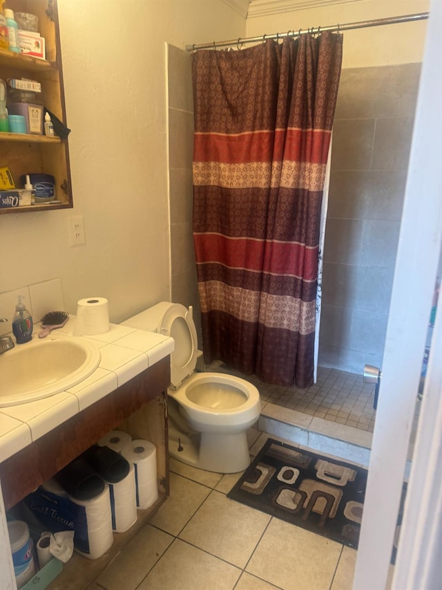 7121 Bobbie, Winton, CA 95388 - full bath with tile patterned floors, vanity, a shower with shower curtain, and toilet