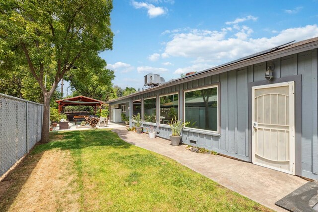 5554 E Montecito Ave, Fresno, CA 93727 - view of yard with a gazebo and a patio area