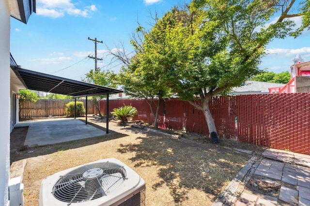 4489 N Chestnut Ave, Fresno, CA 93726 - fenced backyard with cooling unit and a patio