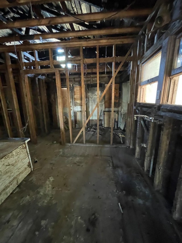 219 E Dennett Ave, Fresno, CA 93728 - view of below grade area