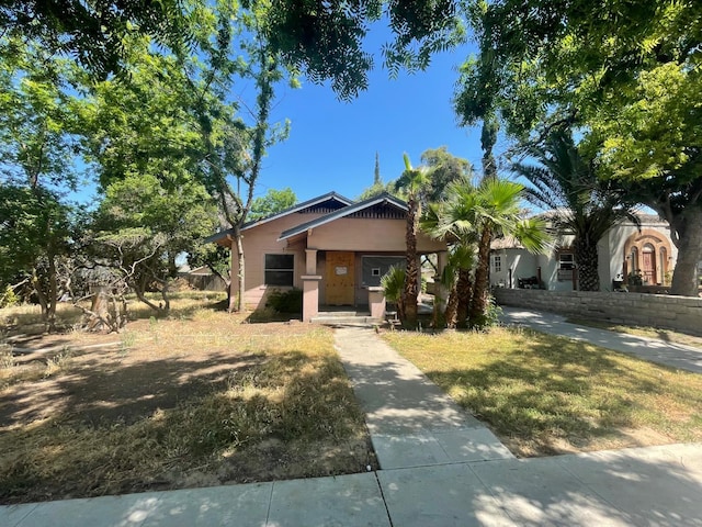 219 E Dennett Ave, Fresno, CA 93728 - view of front of house