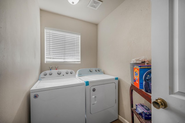 5965 E Shields Ave Unit 131, Fresno, CA 93727 - washroom with washer and dryer