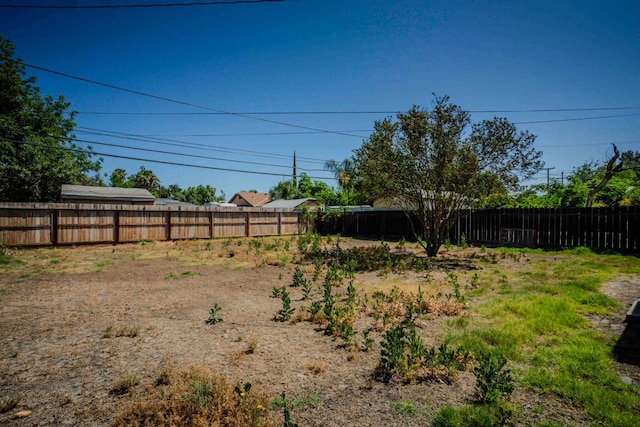 1007 E Michigan Ave, Fresno, CA 93704 - view of fenced backyard