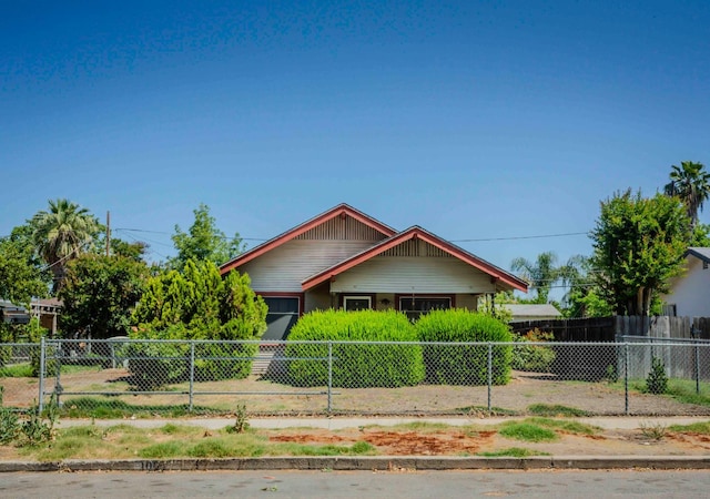 1007 E Michigan Ave, Fresno, CA 93704 - view of front of home