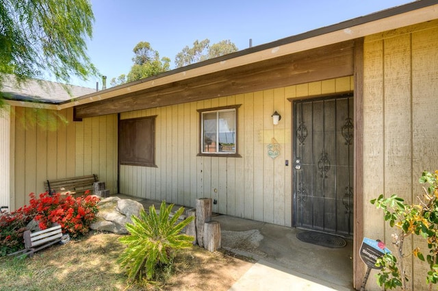 2100 E Linden Ave, Fresno, CA 93725 - view of doorway to property