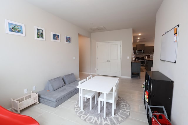 4090 Buckingham Ave, Clovis, CA 93619 - playroom with recessed lighting