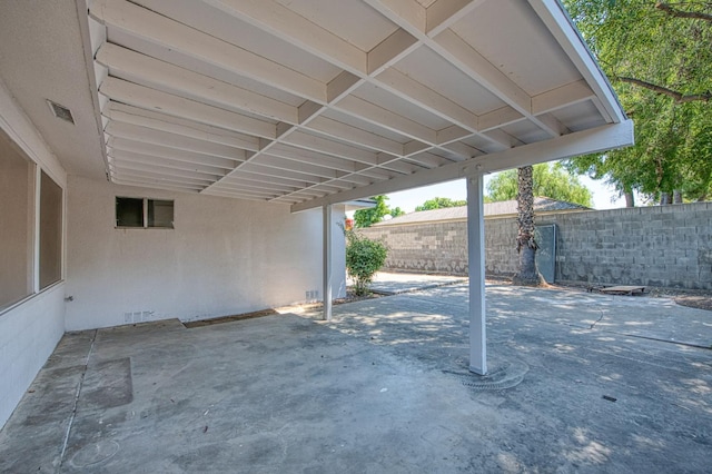 1448 N Helm Ave, Fresno, CA 93727 - view of patio