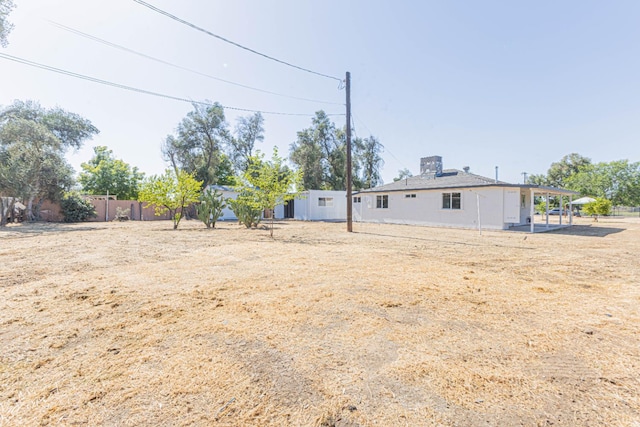 4930 E Olive Ave, Fresno, CA 93727 - view of yard with a patio