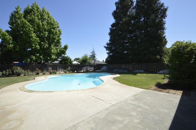 1692 W Tenaya Way, Fresno, CA 93711 - view of swimming pool featuring a fenced backyard and a patio